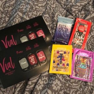 🎁FREE WITH PURCHASE🎁 Perfectly Posh Sampler